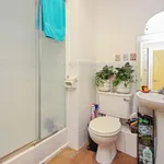 Rent 2 bedroom flat in Canterbury