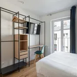 Rent 2 bedroom apartment of 13 m² in Paris