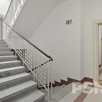 Rent 1 bedroom apartment of 23 m² in Praha