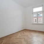 Rent 5 bedroom apartment of 123 m² in Chemnitz