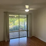 Rent 4 bedroom house in Rivervale