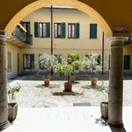 Rent 4 bedroom apartment of 146 m² in Varese