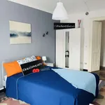 Rent a room in turin