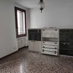 Rent 5 bedroom apartment of 120 m² in Vicenza