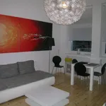 Rent 1 bedroom apartment of 30 m² in Dusseldorf