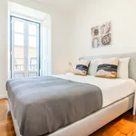 Rent 2 bedroom apartment of 100 m² in Lisbon