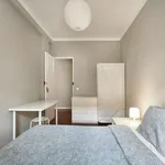 Rent a room in lisbon