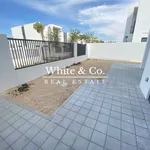 Rent 4 bedroom house of 303 m² in dubai