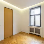 Pronajměte si 2 ložnic/e byt o rozloze 72 m² v Capital City of Prague