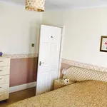 Rent 5 bedroom apartment in Southampton