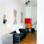 Rent a room of 100 m² in Frankfurt am Main