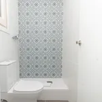 Rent 5 bedroom apartment in Barcelona