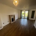 Rent 4 bedroom house in East Staffordshire