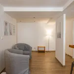 Rent 1 bedroom apartment of 40 m² in Lisbon