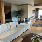 Rent 4 bedroom house of 242 m² in Braga