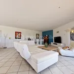 Rent 7 bedroom house of 245 m² in Narbonne