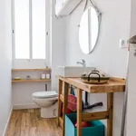 Rent a room of 100 m² in valencia