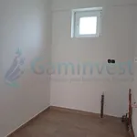 Rent 3 bedroom apartment of 1 m² in Oradea