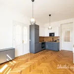 Pronajměte si 2 ložnic/e byt o rozloze 52 m² v Capital City of Prague