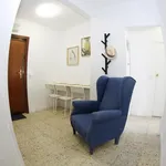 Rent 5 bedroom apartment in Madrid