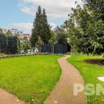 Rent 1 bedroom apartment of 23 m² in Praha