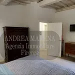 Rent 4 bedroom apartment of 95 m² in Florence