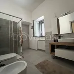 Rent 6 bedroom house of 320 m² in Messina