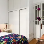 Rent 2 bedroom apartment of 72 m² in Porto