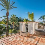 Rent 6 bedroom house of 550 m² in Marbella