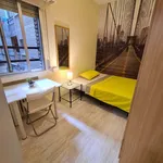 Rent a room of 180 m² in Madrid