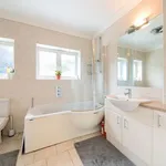 Rent 6 bedroom house in Epsom and Ewell