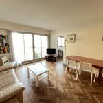 Rent 3 bedroom apartment of 69 m² in Paris