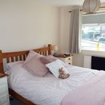 Rent 2 bedroom flat in East Midlands