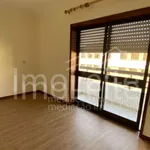 Rent 3 bedroom apartment of 90 m² in Porto