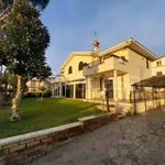 Rent 6 bedroom house of 500 m² in Anzio