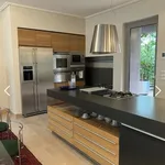 Rent 4 bedroom house of 350 m² in Γλυφάδα