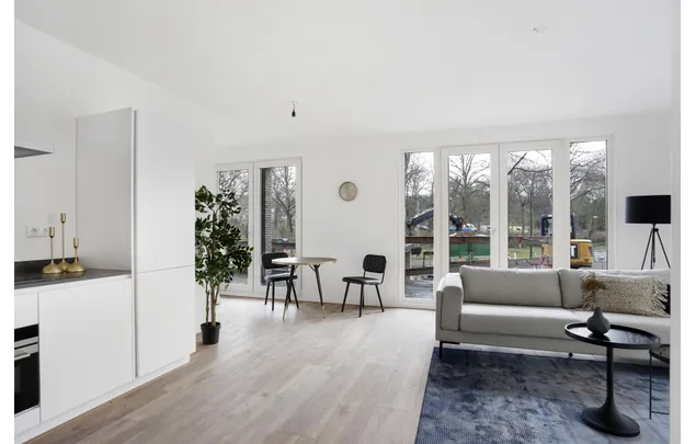 Huur 1 slaapkamer appartement van 80 m² in Den Haag