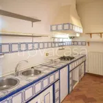 Rent 4 bedroom apartment of 140 m² in Spoleto