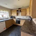 Rent 4 bedroom flat in Yorkshire And The Humber