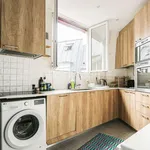 Appartement de 107 m² avec 3 chambre(s) en location à Paris