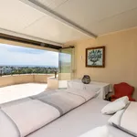 Alquilo 3 dormitorio apartamento de 160 m² en Estepona