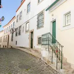 Rent 2 bedroom apartment in lisbon