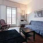 Rent 4 bedroom apartment of 80 m² in Milan