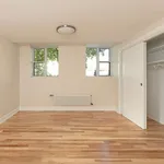 Rent 3 bedroom apartment of 60 m² in Montreal