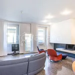 Rent 3 bedroom apartment of 175 m² in Milano