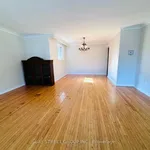 Rent 3 bedroom house in Toronto (Pleasant View)