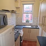 Rent 2 bedroom house in Leeds