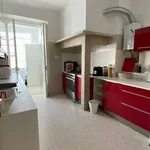 Rent a room of 150 m² in lisbon