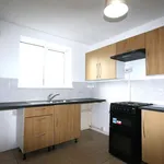 Rent 3 bedroom apartment in East Midlands