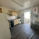 Rent 4 bedroom flat in London